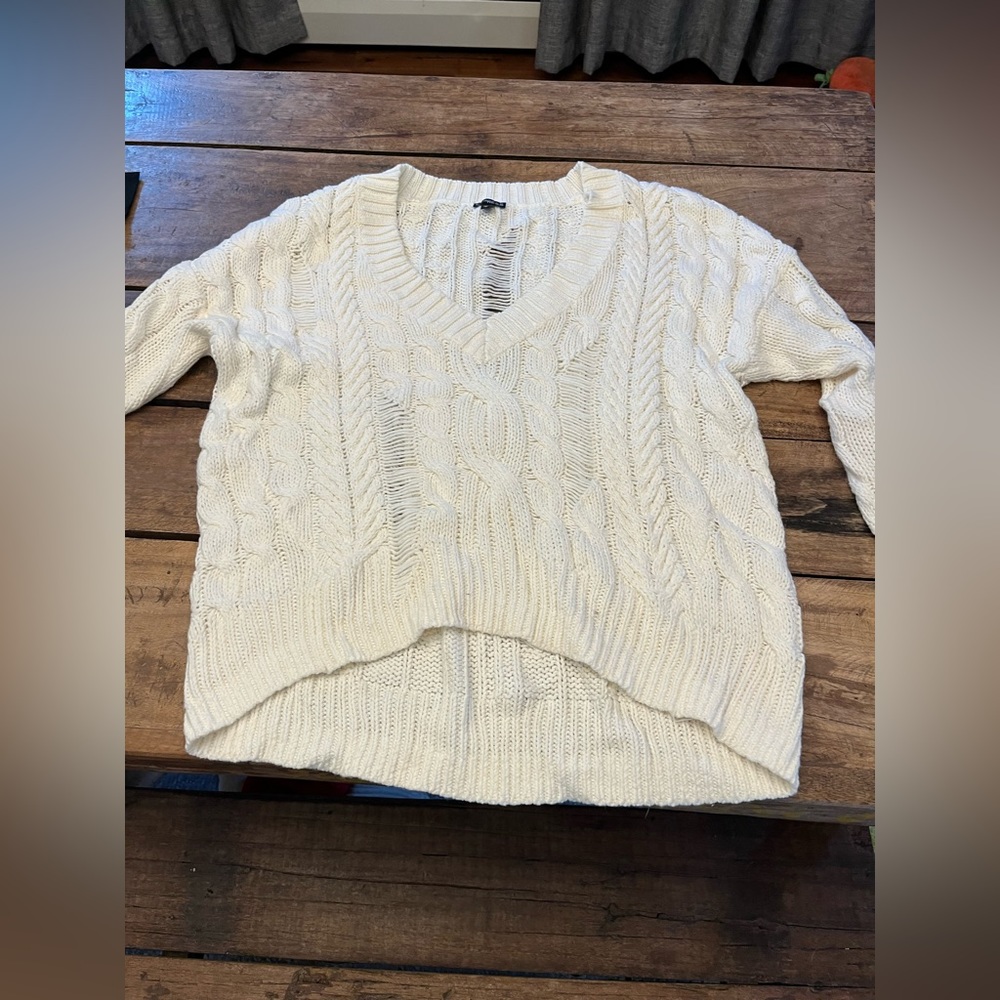 Cream sweater Express. Size M